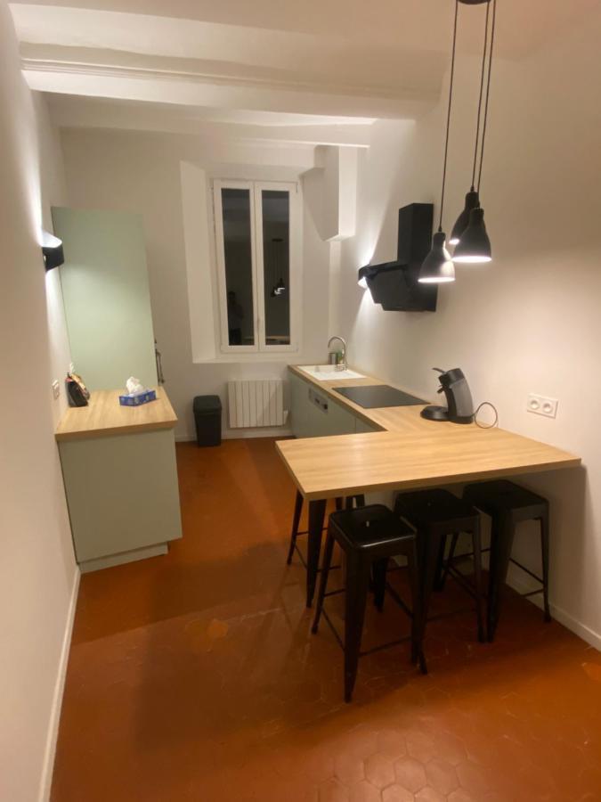 Charmant T3 Dans Le Centre Historique Apartamento Manosque Exterior foto